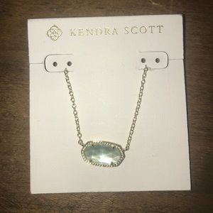 Elisa Pendant Necklace In Chalcedony